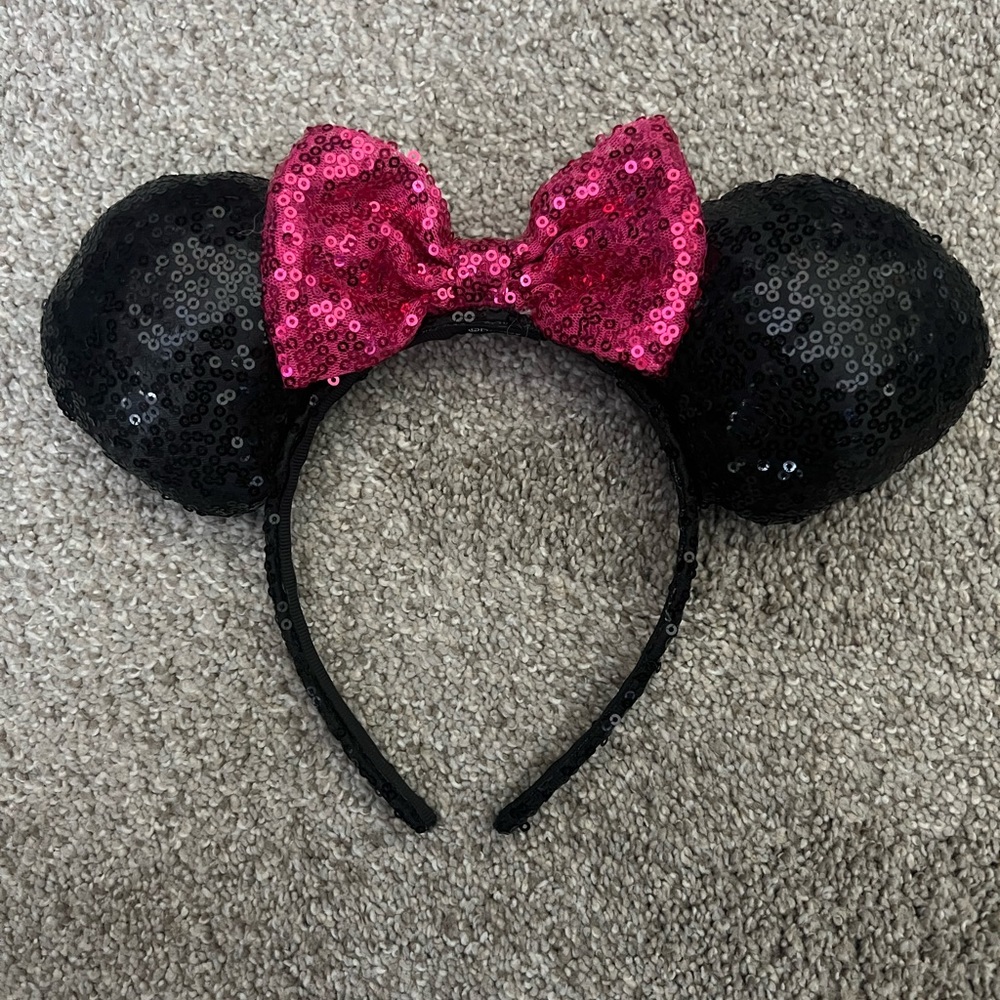 Disney Minnie Ears Classic Pink Sequin Black Headband